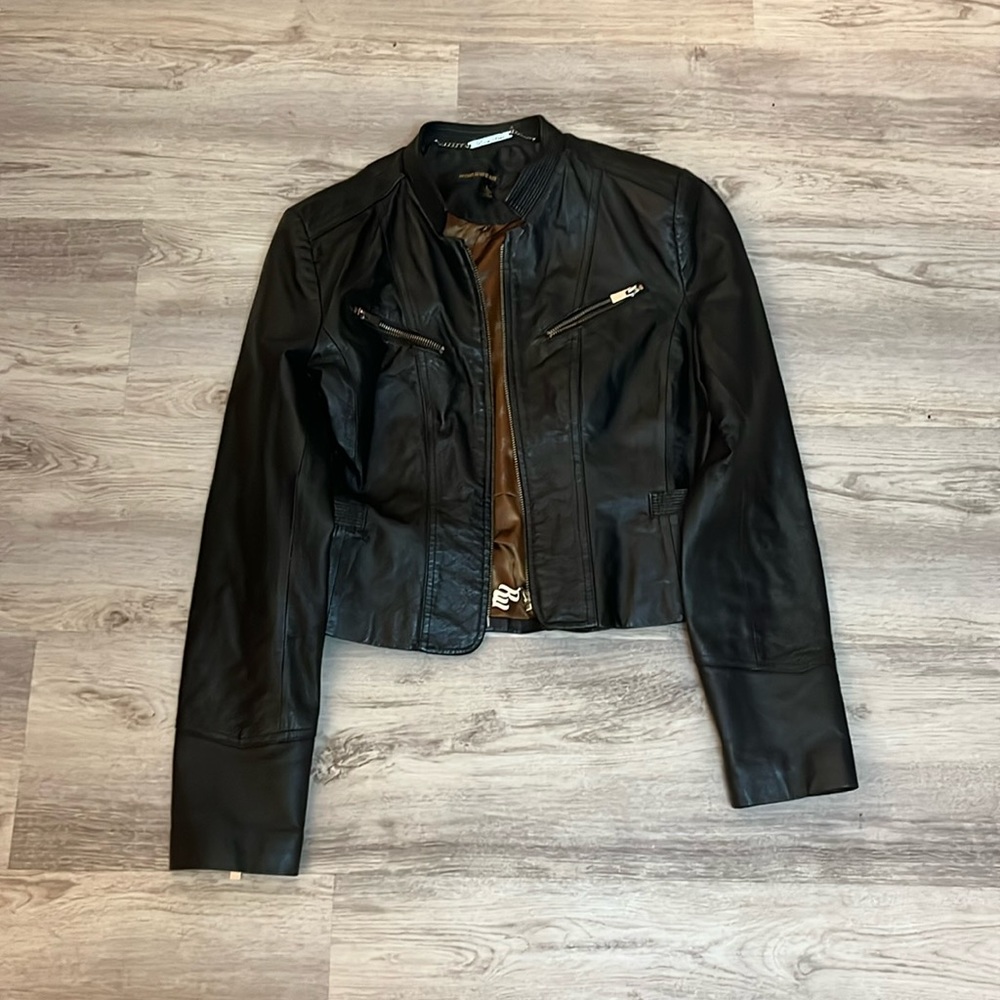Roca Wear black leather jacket women’s size large